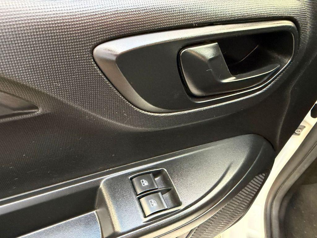 PEUGEOT Partner Rapid - Foto