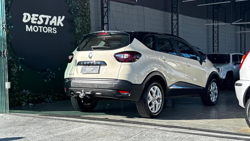 RENAULT Captur - Foto