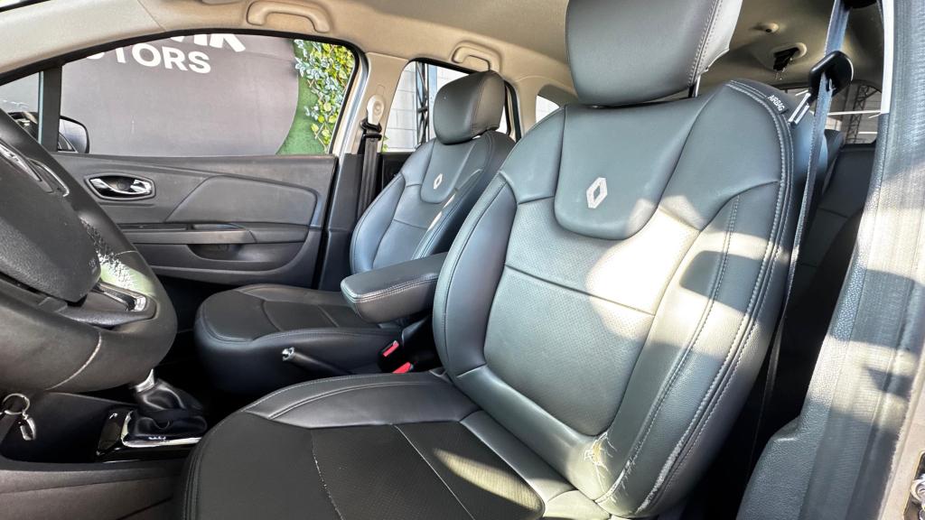 RENAULT Captur - Foto