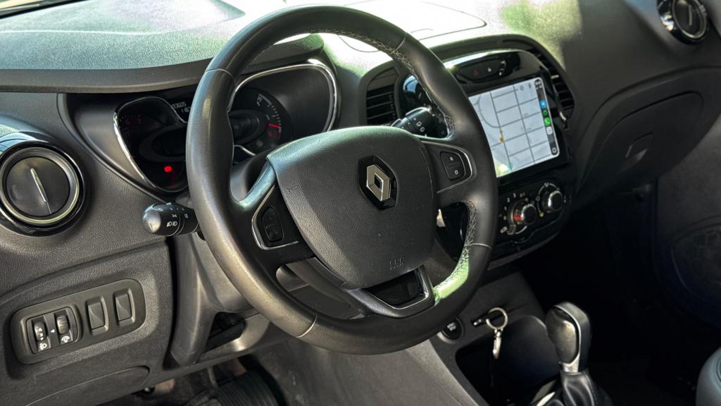 RENAULT Captur - Foto