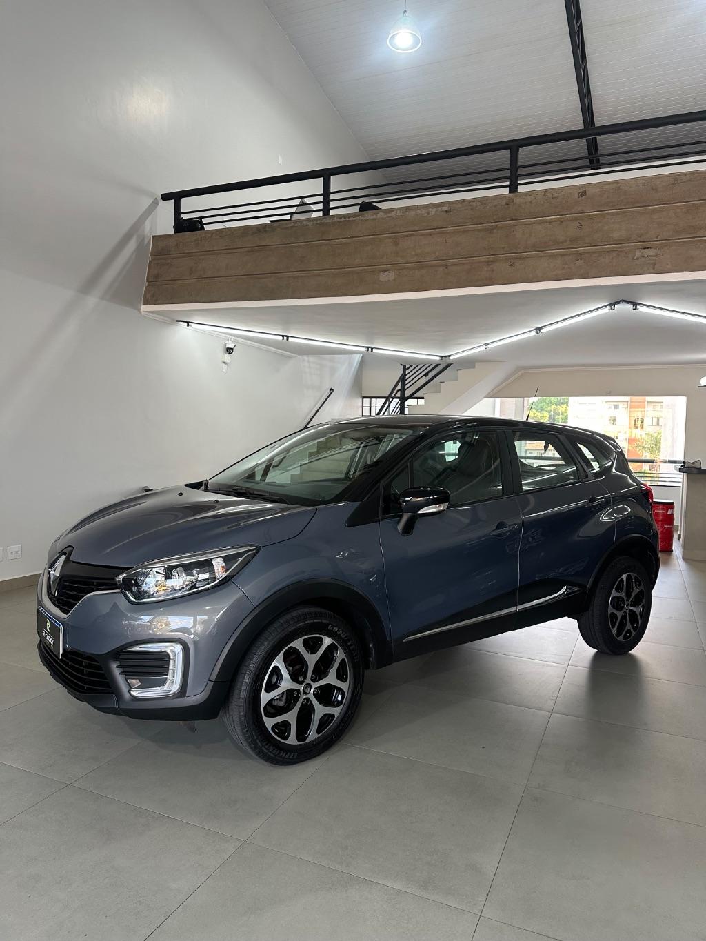 RENAULT Captur - Foto