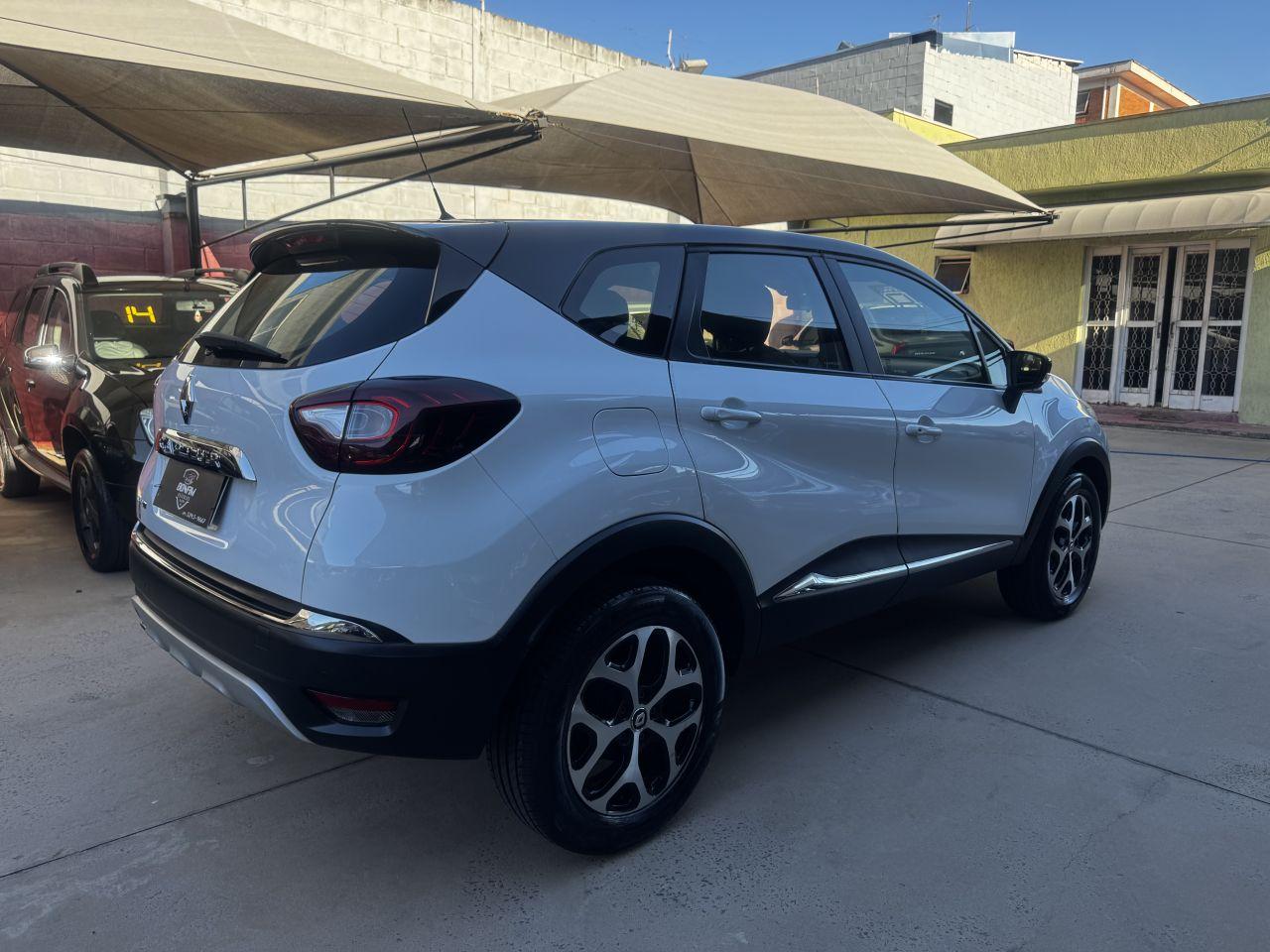 RENAULT Captur - Foto
