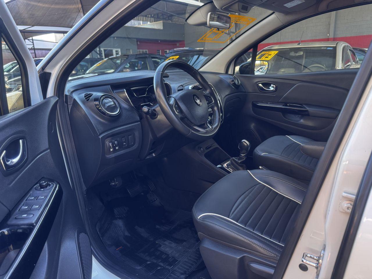 RENAULT Captur - Foto