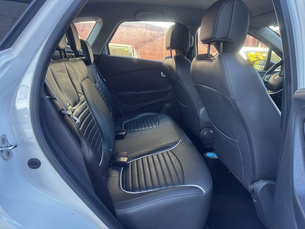 RENAULT Captur - Foto