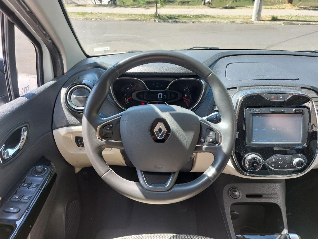 RENAULT Captur - Foto
