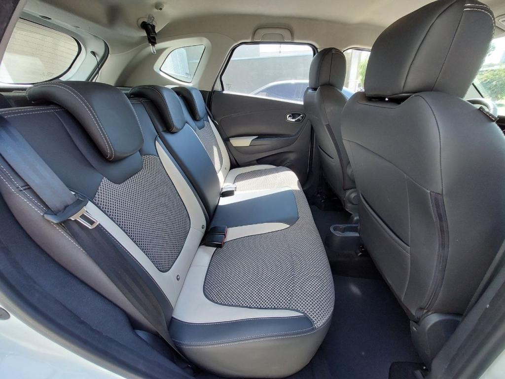 RENAULT Captur - Foto