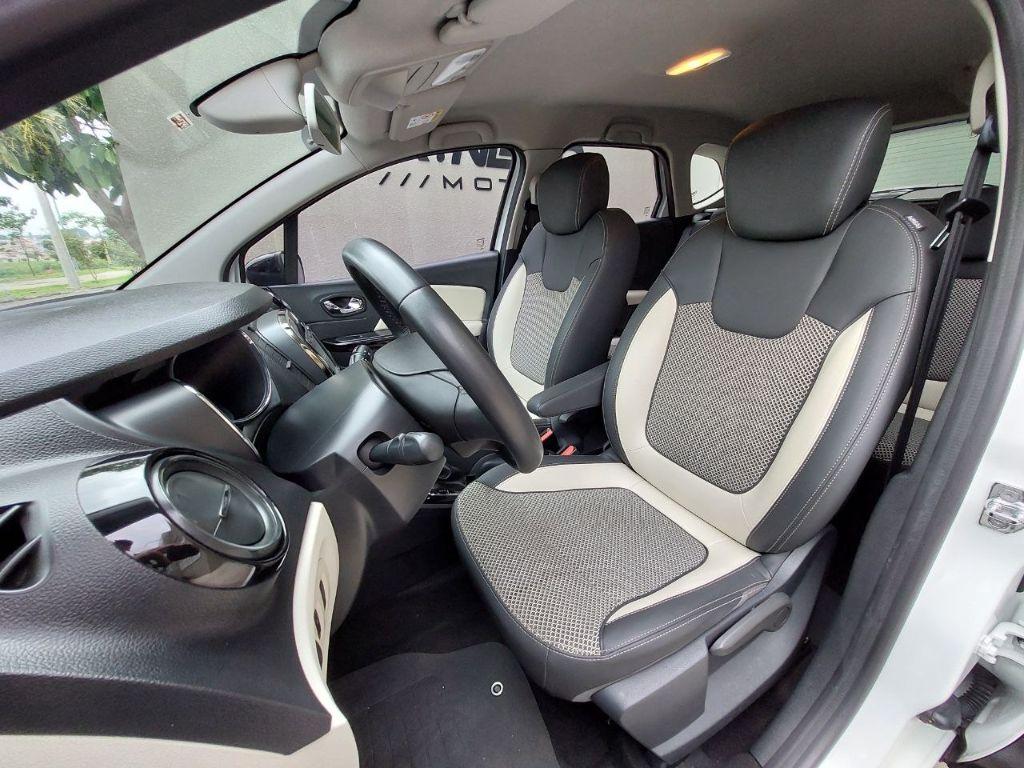 RENAULT Captur - Foto
