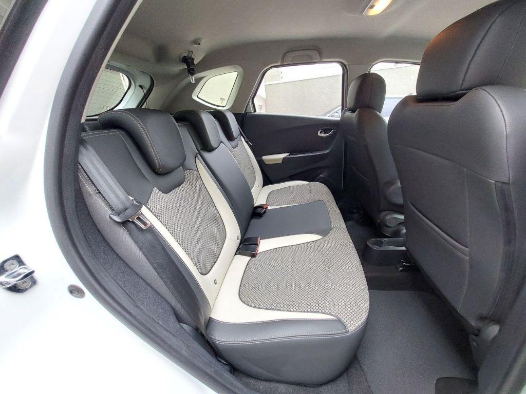 RENAULT Captur - Foto