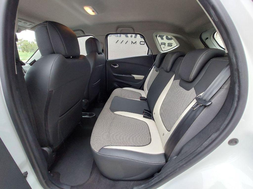 RENAULT Captur - Foto