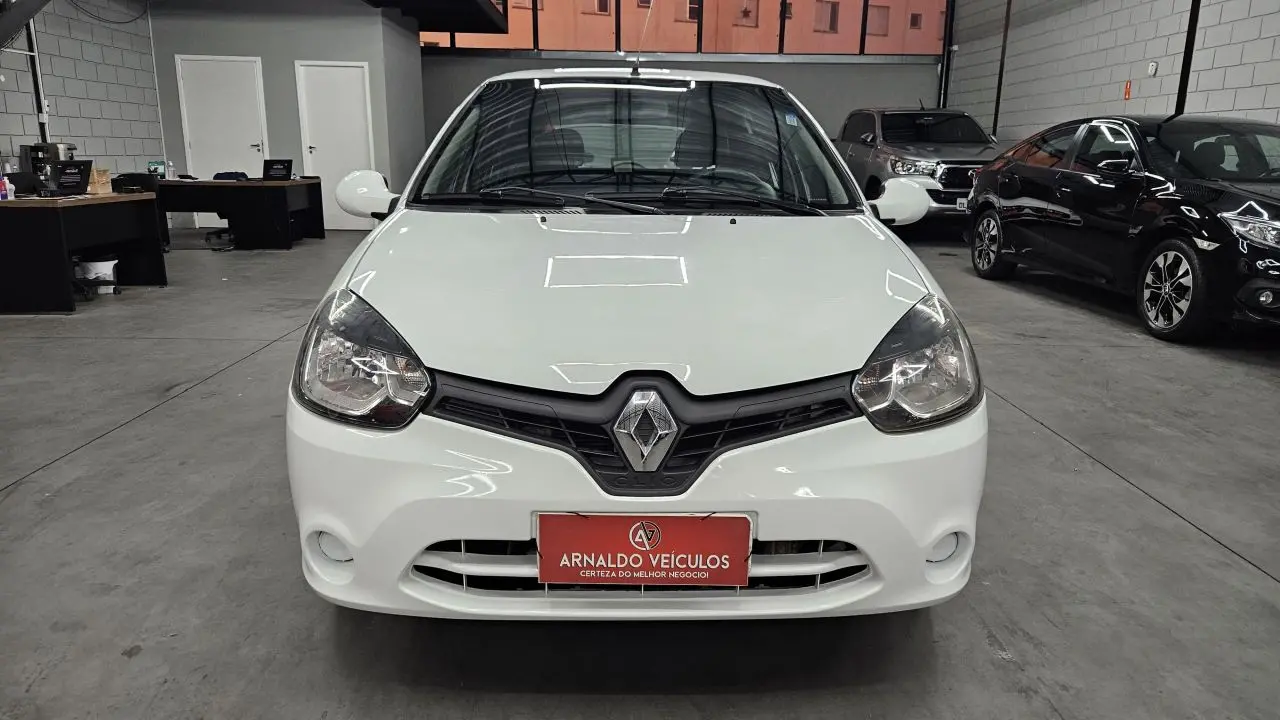 RENAULT Clio Hatch - Miniatura