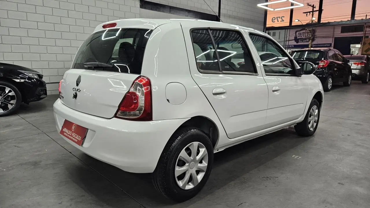 RENAULT Clio Hatch - Miniatura