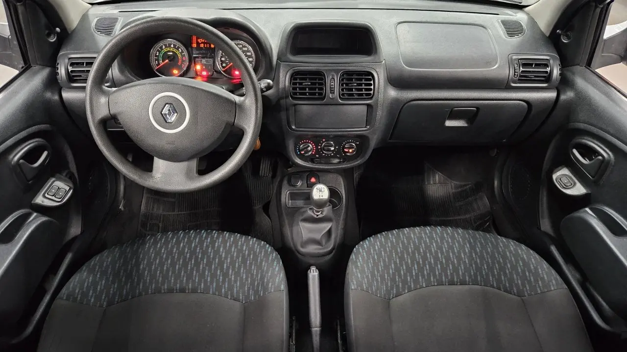 RENAULT Clio Hatch - Miniatura