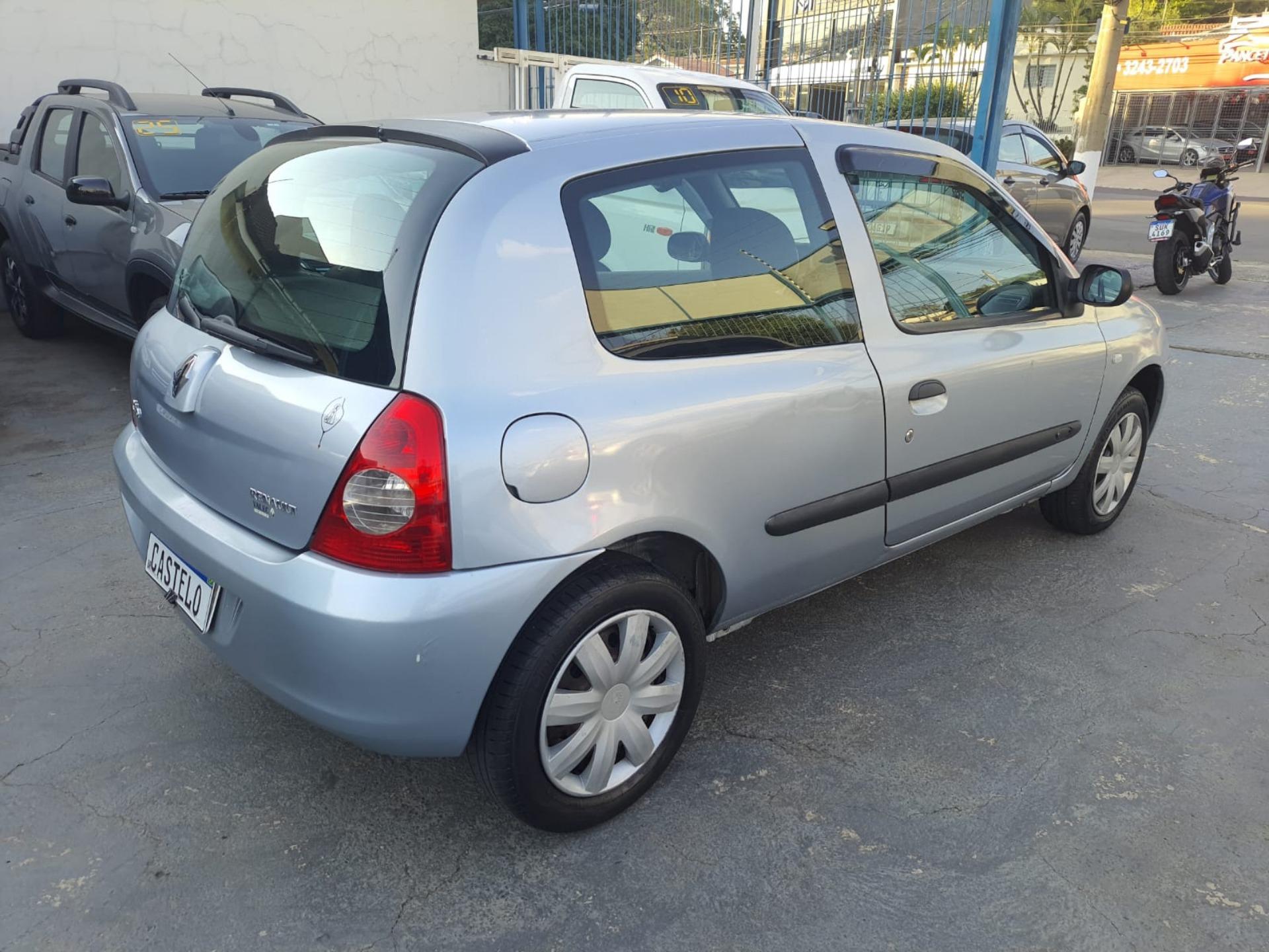 RENAULT Clio Hatch - Foto