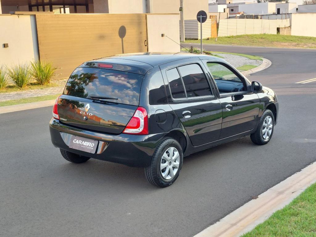 RENAULT Clio Hatch - Foto