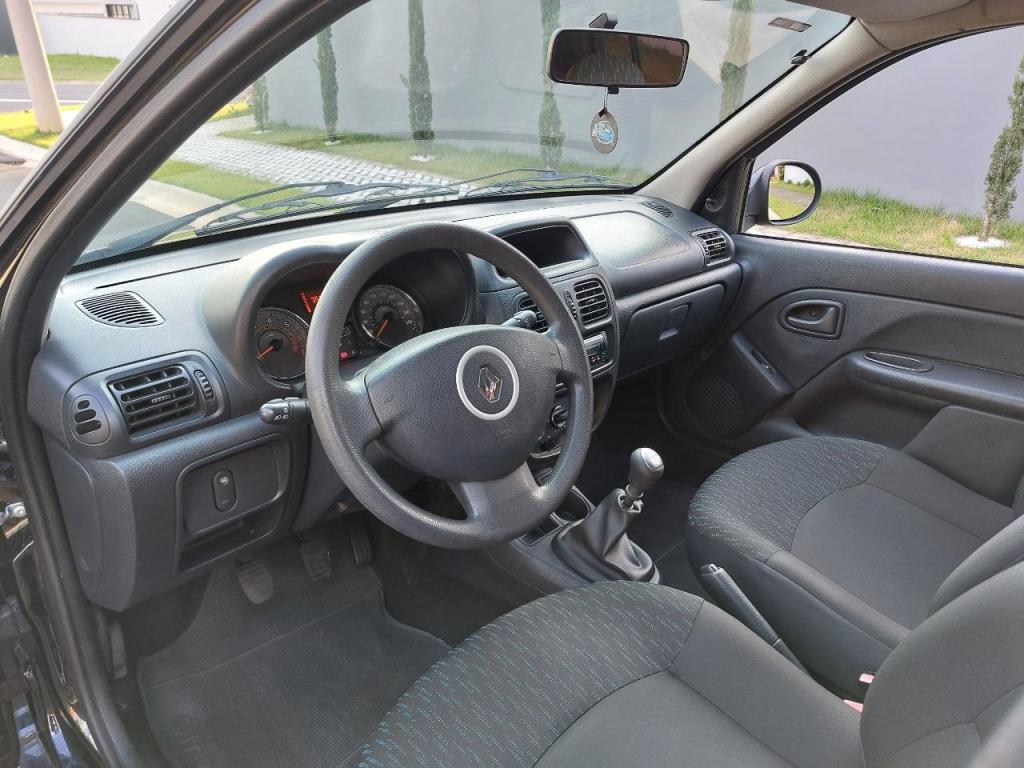 RENAULT Clio Hatch - Foto