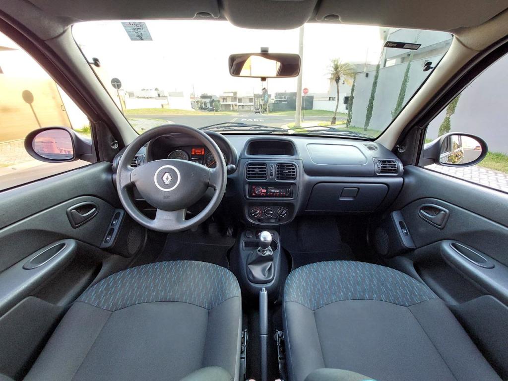RENAULT Clio Hatch - Foto