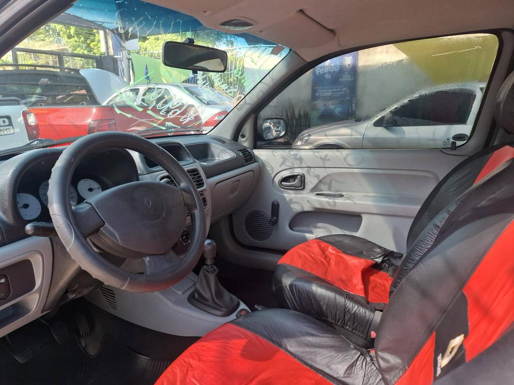 RENAULT Clio Hatch - Foto