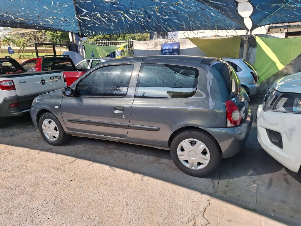 RENAULT Clio Hatch - Foto