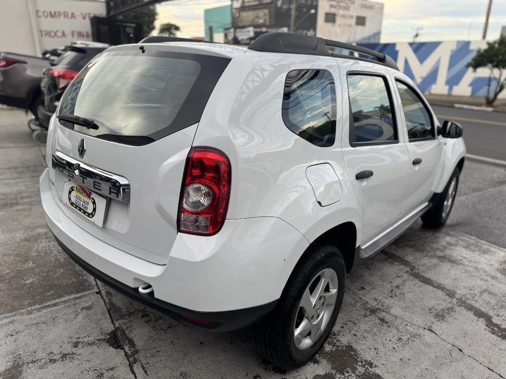 RENAULT Duster - Miniatura
