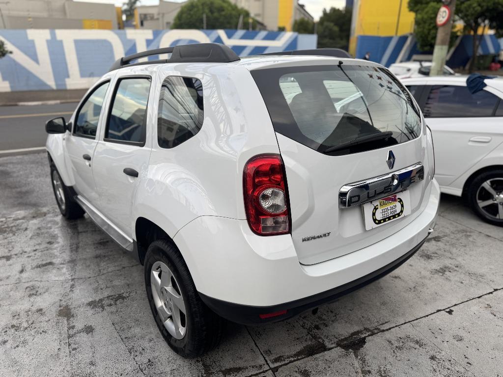 RENAULT Duster - Miniatura