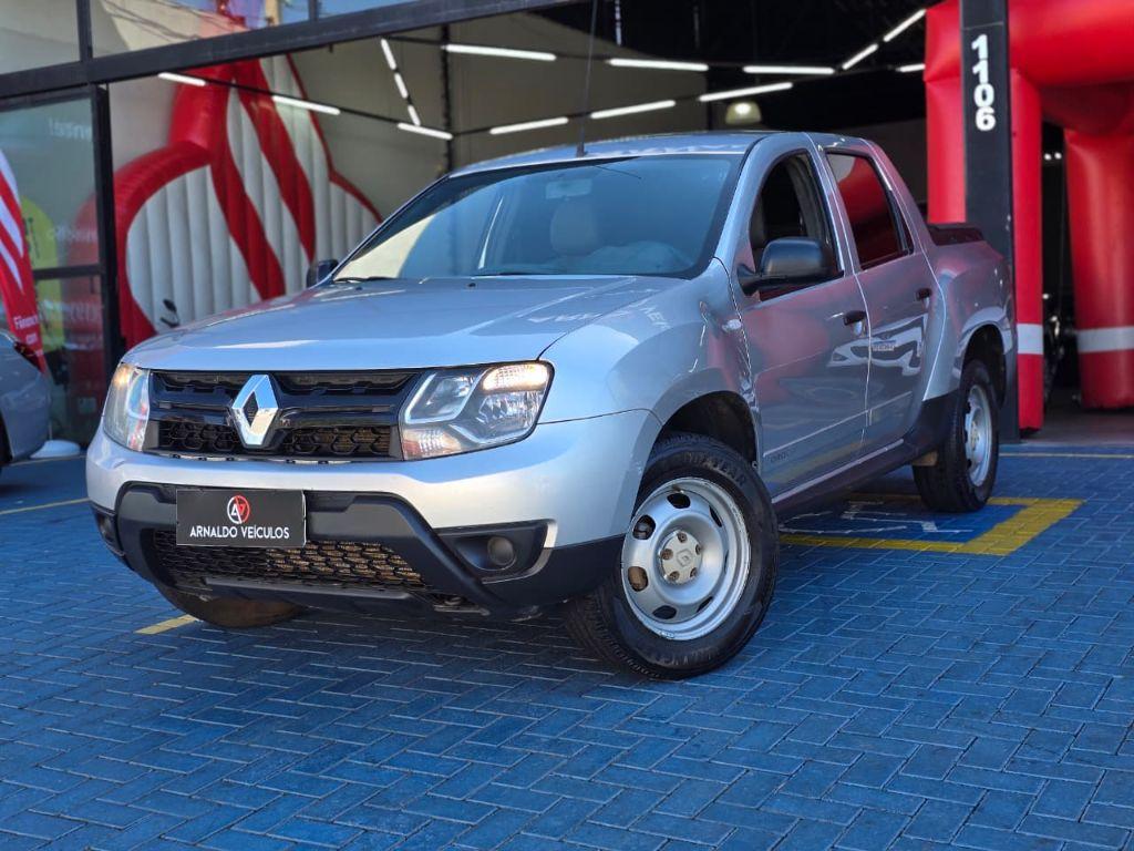 RENAULT Duster - Miniatura