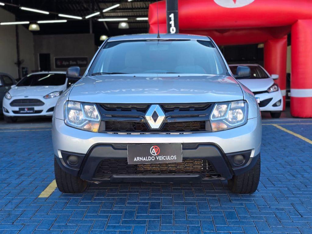 RENAULT Duster - Miniatura