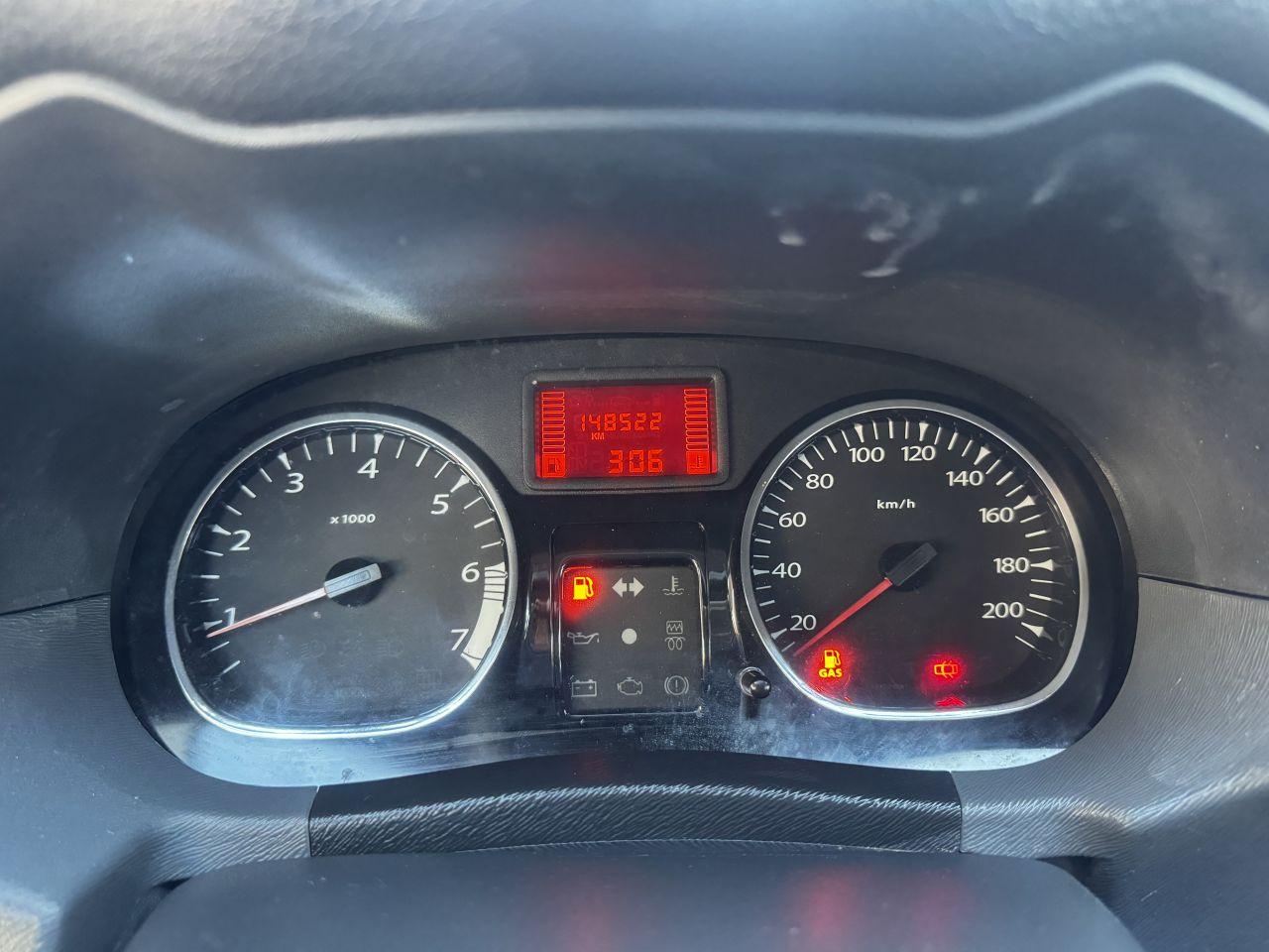 RENAULT Duster - Foto