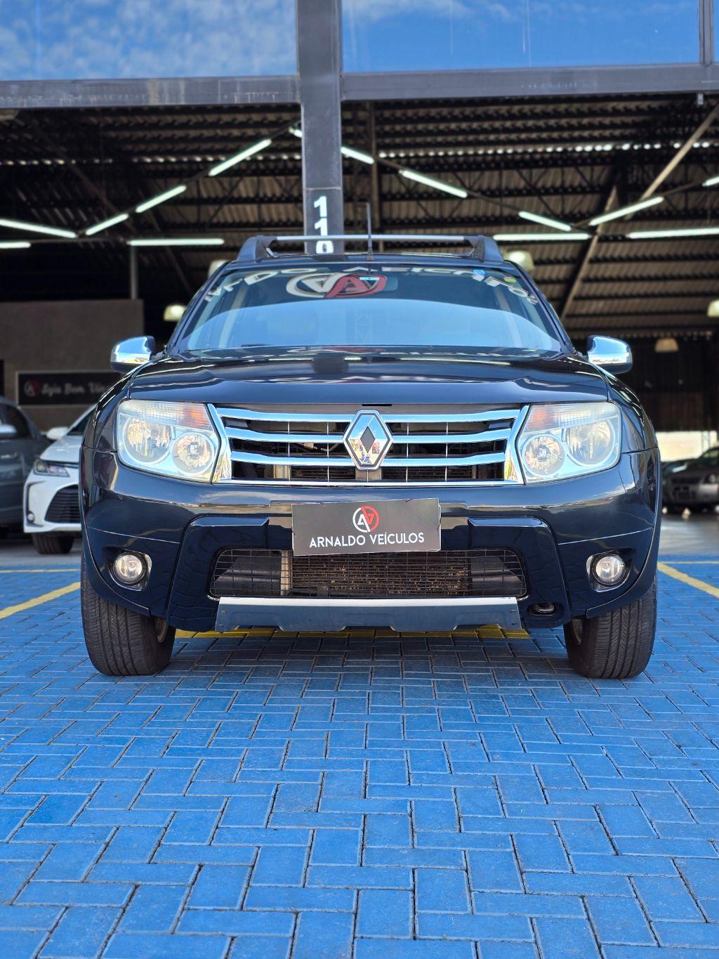 RENAULT Duster - Foto