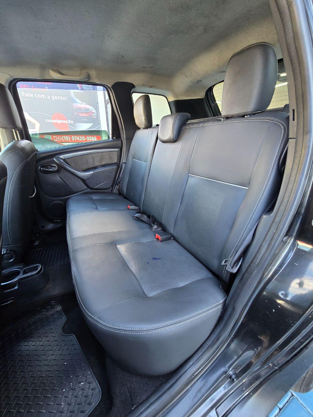 RENAULT Duster - Foto