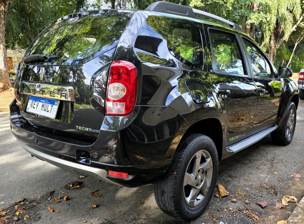 RENAULT Duster - Foto