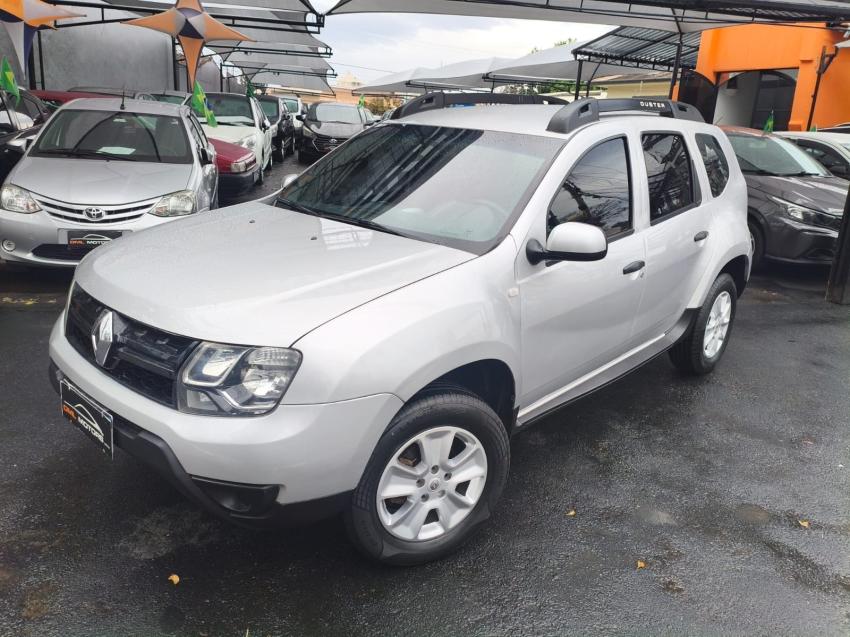 RENAULT Duster - Foto
