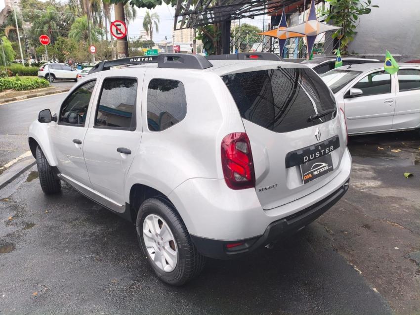 RENAULT Duster - Foto