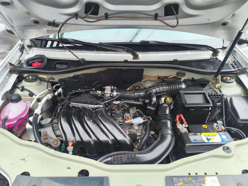 RENAULT Duster - Foto