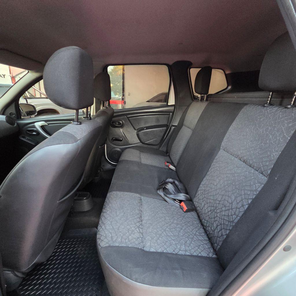 RENAULT Duster - Foto