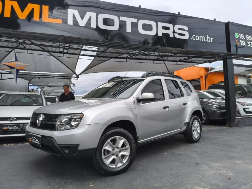 RENAULT Duster