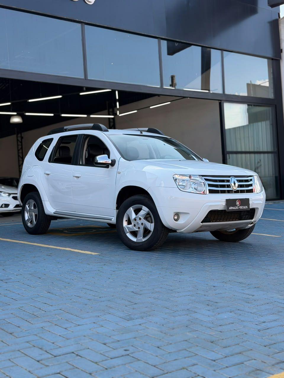 RENAULT Duster - Foto