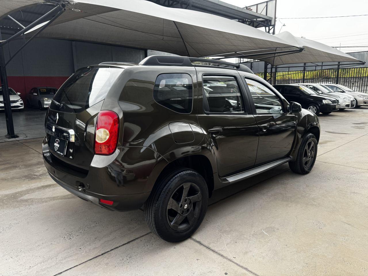 RENAULT Duster - Foto