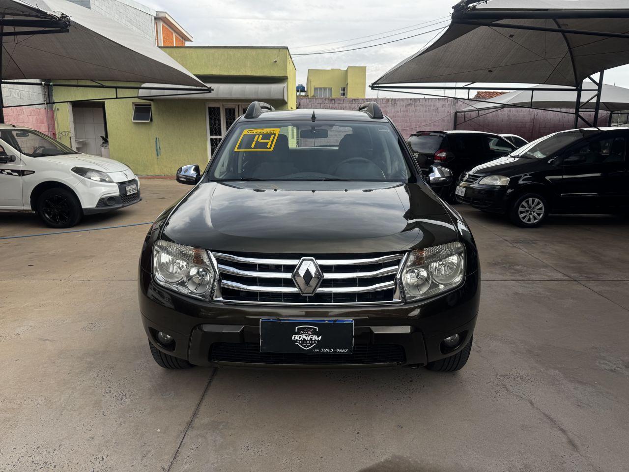 RENAULT Duster - Foto
