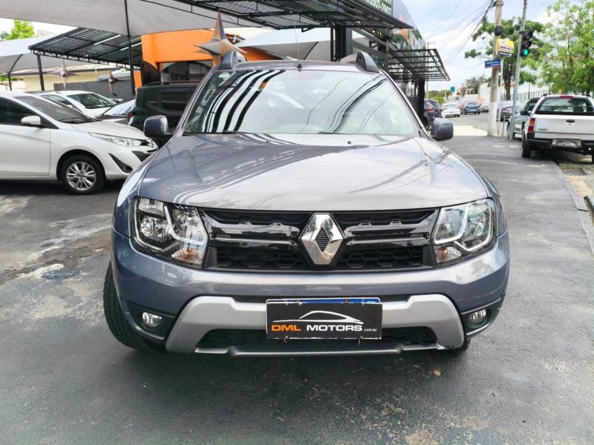 RENAULT Duster - Foto