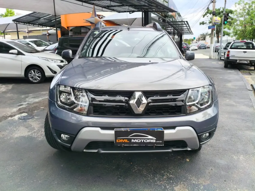 RENAULT Duster - Foto