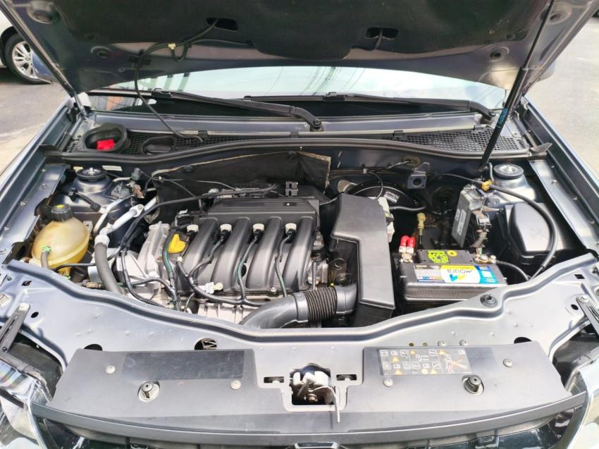 RENAULT Duster - Foto