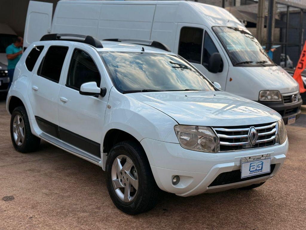 RENAULT Duster - Foto