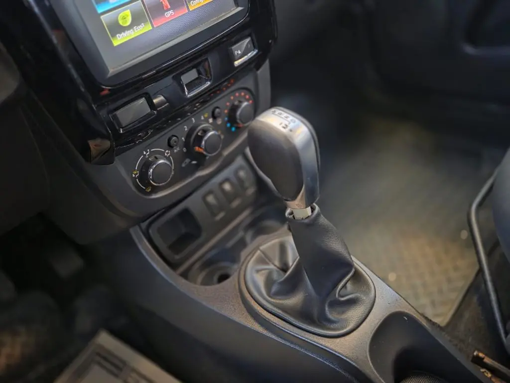 RENAULT Duster - Foto