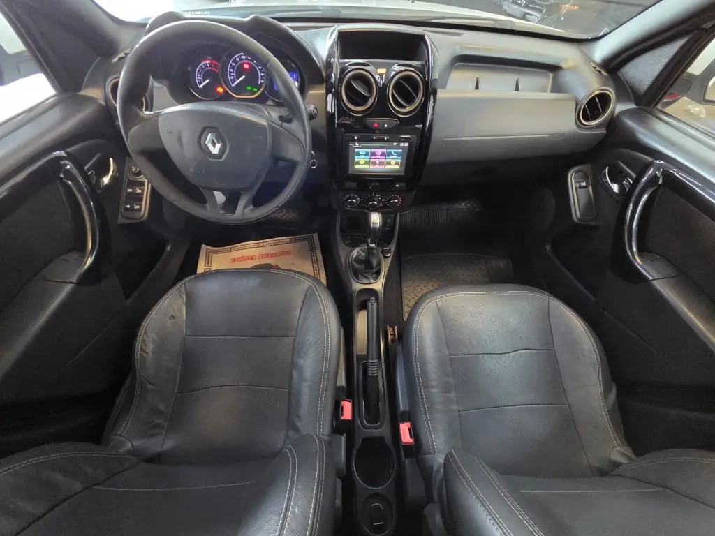 RENAULT Duster - Foto