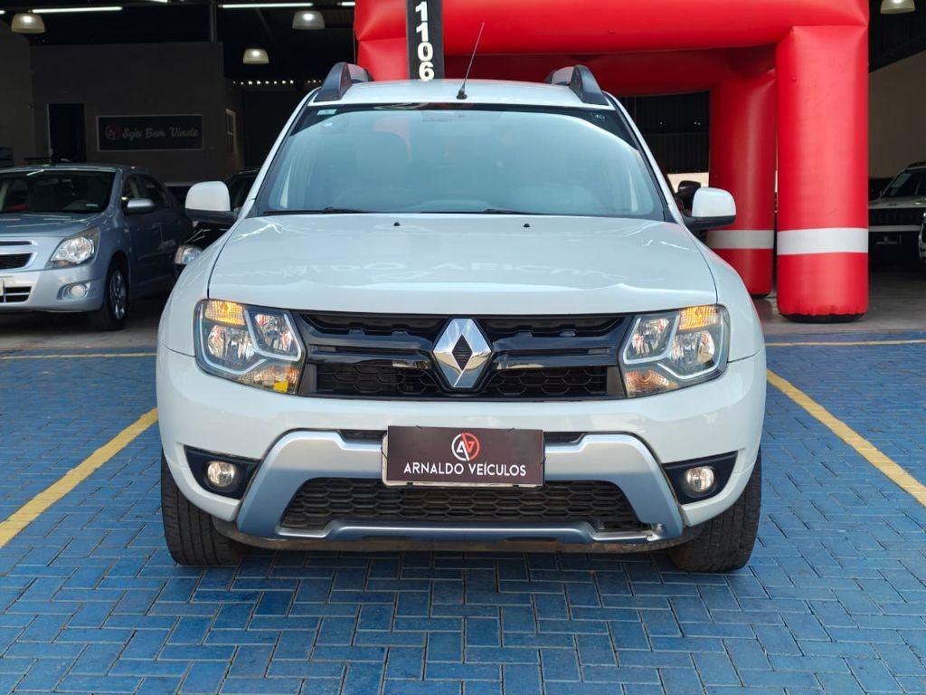 RENAULT Duster - Miniatura