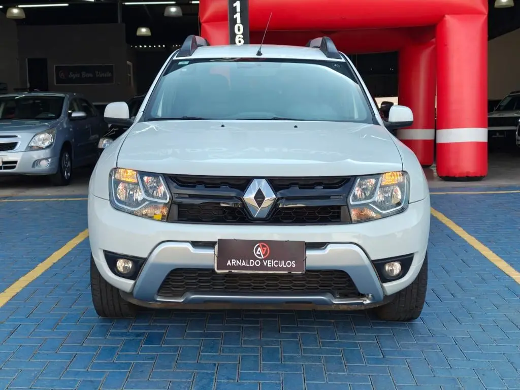 RENAULT Duster - Foto