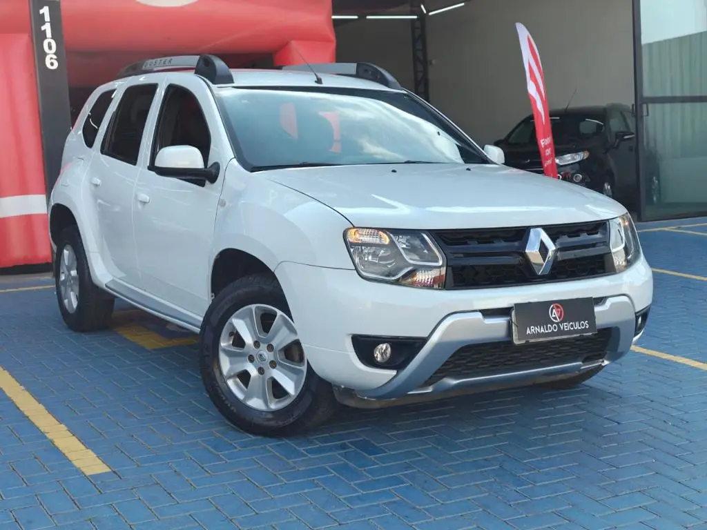 RENAULT Duster - Foto