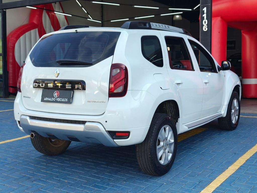 RENAULT Duster - Miniatura