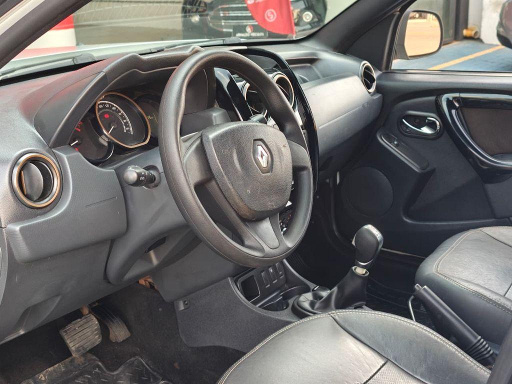 RENAULT Duster - Miniatura