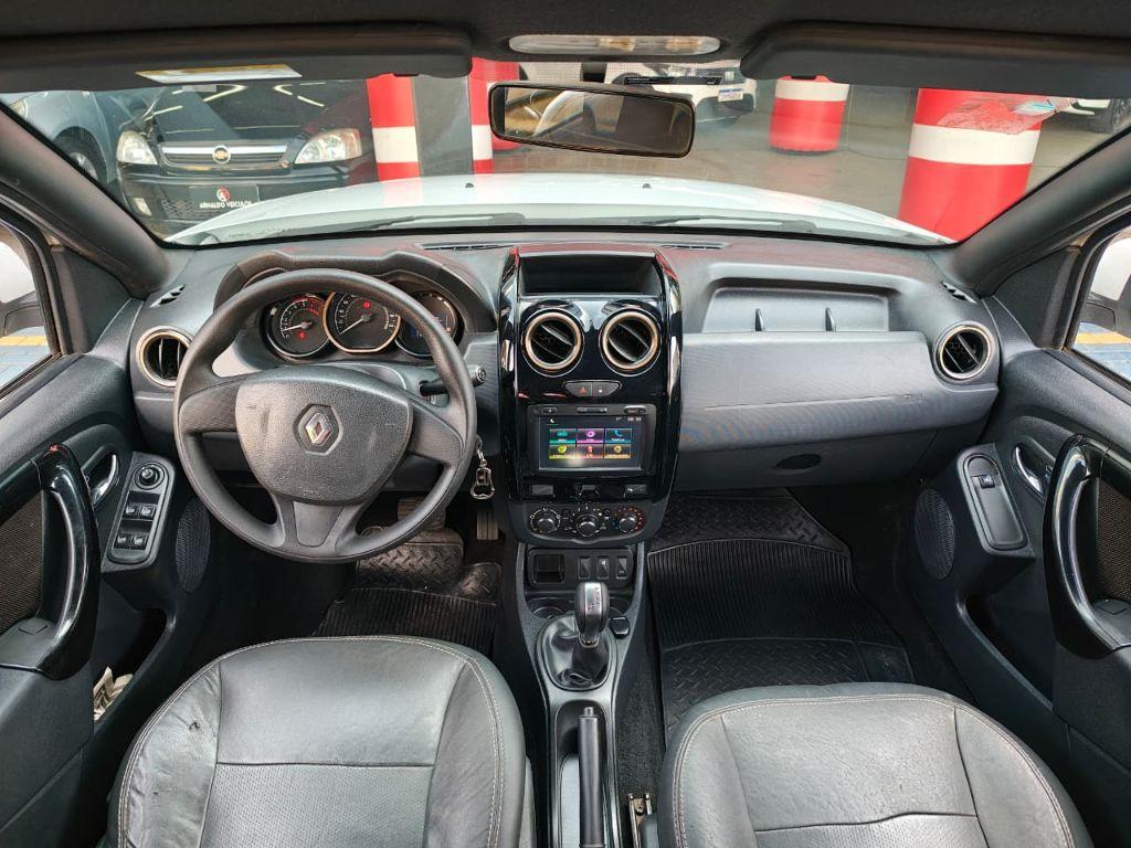 RENAULT Duster - Miniatura